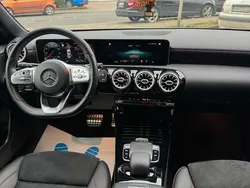 Weiß Gebraucht 2018 Mercedes A200 Kleinwagen | 21.000 € (Fairer Preis)
