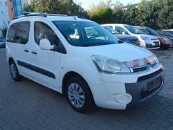 Weiß Gebraucht 2012 Citroën Berlingo Tendance Van / Kleinbus | 4.589 € (Fairer Preis)