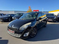 Sternenschwarz Gebraucht 2012 Renault Scénic III Bose Edition Van / Kleinbus | 2.950 €