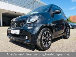 Nachtschwarz Gebraucht 2016 Smart ForTwo Coupé Passion Kleinwagen | 12.470 € (Fairer Preis)