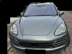Grau Gebraucht 2014 Porsche Cayenne SUV | 17.500 € (Etwas zu teuer)