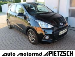 Phantom black Gebraucht 2015 Hyundai i10 Edition Kleinwagen | 7.490 € (Fairer Preis)