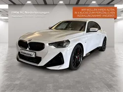 Weiß Gebraucht 2024 BMW 220 Efficient Dynamics Coupé | 41.900 € (Etwas zu teuer)