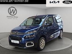 Blau Gebraucht 2023 Citroën Berlingo Feel Van / Kleinbus | 22.679 € (Guter Preis)