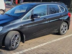 Gebraucht 2019 BMW 218 Active Tourer Sport Line Van / Kleinbus | 18.800 € (Etwas zu teuer)