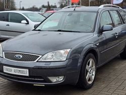 Grau Gebraucht 2004 Ford Mondeo Ghia Kombi | 690 € (Guter Preis)