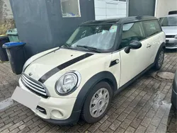 Pepper (old english) white Gebraucht 2011 Mini Cooper Clubman Kombi | 2.650 € (Guter Preis)