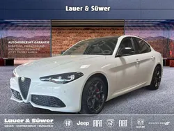 Schwarz Neu 2024 Alfa Romeo Giulia Limousine | 57.990 € (Teuer)
