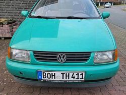 Grün Gebraucht 1996 VW Polo Kleinwagen | 1.000 € (Fairer Preis)