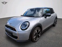 Grau Gebraucht 2024 Mini Cooper S Favoured Kleinwagen | 30.539 € (Superpreis)