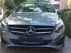 Grau Gebraucht 2015 Mercedes B200 Urban Van / Kleinbus | 14.990 € (Guter Preis)