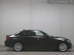 Schwarz Gebraucht 2022 BMW 330 Sport Line Limousine | 28.480 € (Fairer Preis)