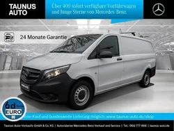 Arktikweiß Gebraucht 2022 Mercedes Vito Van / Kleinbus | 28.025 €