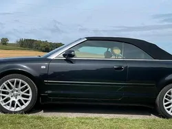 Schwarz Gebraucht 2003 Audi A4 Cabriolet Comfort Cabrio | 7.200 €