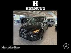 Loparitschwarz metallic Gebraucht 2023 Mercedes 180 Progressive Limousine | 28.900 € (Fairer Preis)