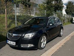 Schwarz Gebraucht 2011 Opel Insignia Sport Kombi | 5.200 € (Guter Preis)