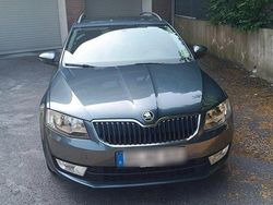 Gebraucht 2014 Skoda Octavia Ambition Kombi | 10.400 € (Guter Preis)