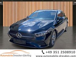 Schwarz (metallic) Gebraucht 2024 Mercedes A200 AMG line Limousine | 29.980 € (Fairer Preis)