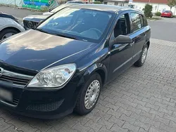 Schwarz Gebraucht 2009 Opel Astra Kleinwagen | 1.500 € (Guter Preis)