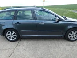 Grau Gebraucht 2010 Volvo V50 Momentum Kombi | 3.990 € (Superpreis)
