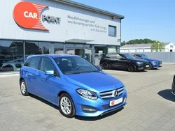 Blaugrau Gebraucht 2016 Mercedes B180 Style Van / Kleinbus | 16.550 € (Fairer Preis)