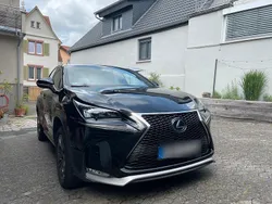 Schwarz Gebraucht 2015 Lexus NX300h Sport Line SUV | 25.890 € (Etwas zu teuer)
