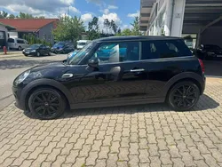 Midnight black metallic Gebraucht 2018 Mini ONE Kleinwagen | 12.600 € (Fairer Preis)