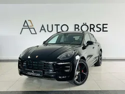 Schwarz Gebraucht 2015 Porsche Macan Turbo Sport SUV | 34.990 € (Fairer Preis)