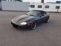 Schwarz Gebraucht 1998 Jaguar XK8 Cabrio | 6.500 €