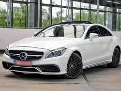 Weiß Gebraucht 2017 Mercedes CLS63 AMG Limousine | 67.500 €