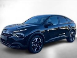 Schwarz metallic Gebraucht 2023 Citroën C4 Shine | 21.490 € (Fairer Preis)