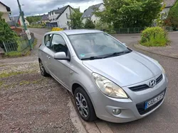 Silber Gebraucht 2009 Hyundai i20 Style Limousine | 1.899 € (Guter Preis)