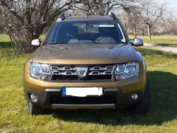 Gold Gebraucht 2016 Dacia Duster Prestige SUV | 9.500 € (Etwas zu teuer)