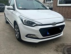 Weiß Gebraucht 2018 Hyundai i20 Active Kleinwagen | 9.500 € (Fairer Preis)