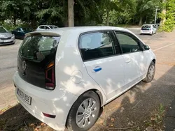 Weiß Gebraucht 2019 VW up! move up! Kleinwagen | 6.950 € (Guter Preis)
