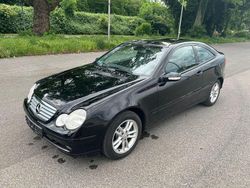 Schwarz Gebraucht 2002 Mercedes C230 Coupé | 3.490 €