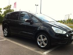 Schwarz metallic Gebraucht 2009 Ford S-MAX Titanium Van / Kleinbus | 15.500 €