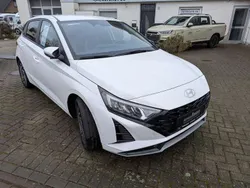 Atlas white / sol Neu 2024 Hyundai i20 Limousine | 18.780 € (Fairer Preis)