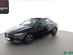 Schwarz Gebraucht 2023 Mercedes A180 Limousine | 29.880 € (Fairer Preis)