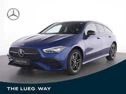 Blau metalliclack spektralblau Gebraucht 2024 Mercedes CLA250e Shooting Brake AMG Kombi | 33.275 € (Superpreis)