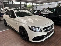 Weiß Gebraucht 2016 Mercedes C63 AMG AMG Limousine | 59.900 € (Teuer)