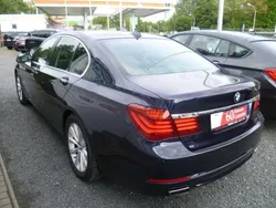 BMW 750