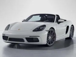 Weiß Gebraucht 2024 Porsche Boxster Cabrio | 72.000 € (Fairer Preis)