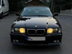 Schwarz Gebraucht 1998 BMW 318 Cabriolet M Sport Cabrio | 8.500 € (Fairer Preis)
