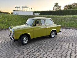 Grün Gebraucht 1988 Trabant 601 Limousine | 9.800 €