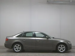 Dakotagrau metallic Gebraucht 2015 Audi A4 Attraction Limousine | 8.950 € (Guter Preis)