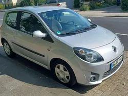 Silber Gebraucht 2007 Renault Twingo Dynamique Kleinwagen | 1.000 € (Superpreis)