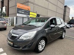 Karbongrau/technical grey Gebraucht 2012 Opel Meriva Van / Kleinbus | 7.300 € (Etwas zu teuer)
