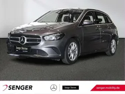 lack mountaingrau Gebraucht 2021 Mercedes B200 Progressive Van / Kleinbus | 28.190 € (Fairer Preis)