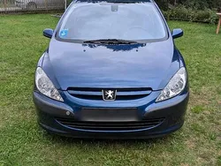 Blau Gebraucht 2002 Peugeot 307 Kleinwagen | 850 € (Fairer Preis)